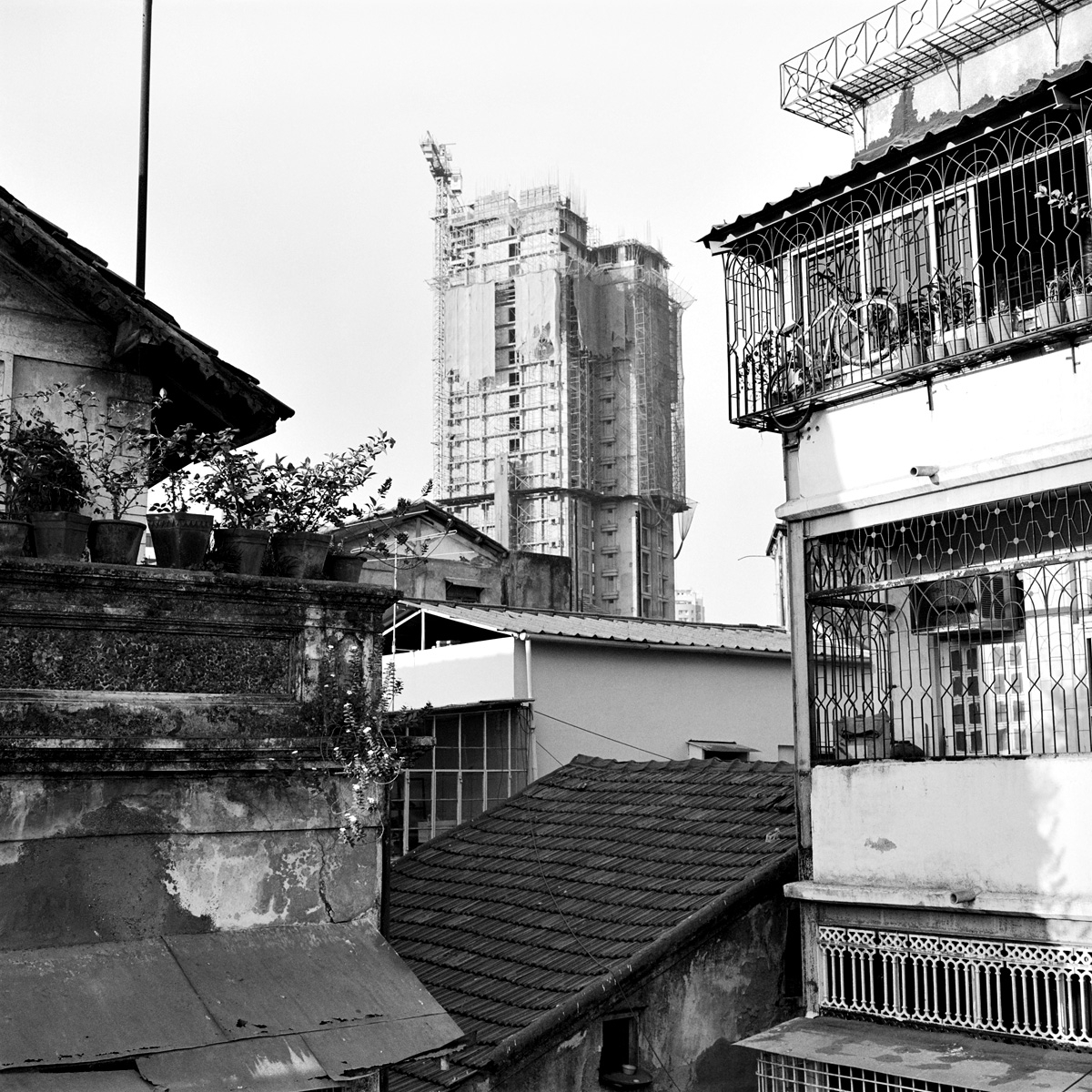 New condominium under construction in the Malabar Hill area of Mumbai, Maharashtra.